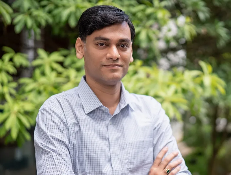Dr. Debajyoti De